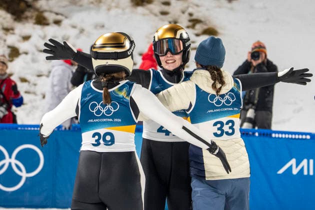 Ski jumping, Skispringen, Ski, nordisch - Milano Cortina 2026 Winter Olympics Day 1 Eirin Maria Kvandal of Norway, Anna Odine Stroem of Norway, Silje Opseth of Norway celebrate on day one of the Milano Cortina 2026 Winter Olympic Games, Olympische Spiele, Olympia, OS at Predazzo Ski Jumping Stadium on February 7, 2026 in Val di Fiemme, Italy. Predazzo Italy  Copyright: xAndrzejxIwanczukx originalFilename:iwanczuk-skijumpi260208_npAlM.jpg