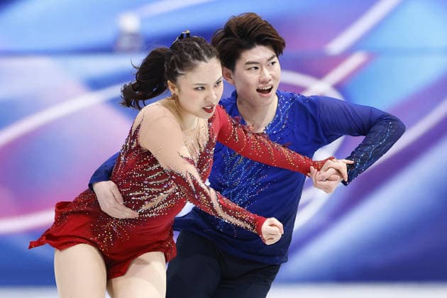 Milan Cortina Olympics: Figure skating, Eiskunstlauf Japanese ice dancers Utana Yoshida (L) and Masaya Morita perform their free dance during the figure skating team event at the Milan Cortina Olympics at Milano Ice Skating Arena in Milan on Feb. 7, 2026.  A14AA0005255191P
