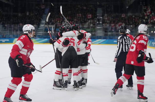 260207 -- MILAN, Feb. 7, 2026 -- Players of Canada celebrate during the Ice hockey, Eishockey women s preliminary round group A match between Switzerland and Canada at the Milan-Cortina 2026 Olympic Winter games, Winterspiele,Spiele, Summer games in Milan, Italy, Feb. 7, 2026. MICO2026ITALY-MILAN-OLYMPIC WINTER GAMES-ICE HOCKEY-WOMEN-PRELIMINARY ROUND-SUI VS CAN TaoxXiyi  (MICO2026)ITALY-MILAN-OLYMPIC WINTER GAMES-ICE HOCKEY-WOMEN-PRELIMINARY ROUND-SUI VS CAN IMAGO TaoxXiyi  imago images 0847045620