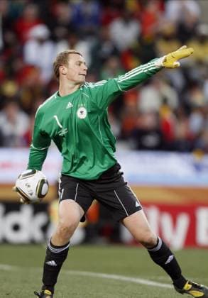 Germany V England, 2010 FIFA World Cup, WM, Weltmeisterschaft, Fussball Round Of 16 Manuel Neuer of Germany on the ball during the 2010 Fifa World Cup Round Of 16 match between Germany and England at Free State Stadium on June 27, 2010 in Bloemfontein, South Africa. Bloemfontein Free State Stadium South Africa South Africa Copyright: xAllstarxPicturexLibraryxLtdx