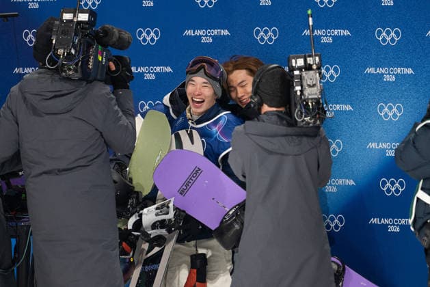 Winter Olympics -Men s Snowboard Big Air Final - Livigno Gold medalist Kira Kimura of Team Japan, Silver medalist Ryoma Kimata of Team Japan, and Bronze medalist Yiming Su of Team People’s Republic of China celebrate after the Men s Snowboard Big Air Final during the Men’s Big Air during the Milano Cortina 2026 Olympic Games, Olympische Spiele, Olympia, OS on February 7, 2026 in Livigno, Italy. Photo by Laurent Zabulon ABACAPRESS.COM Livigno Italy  Copyright: xZabulonxLaurent ABACAx