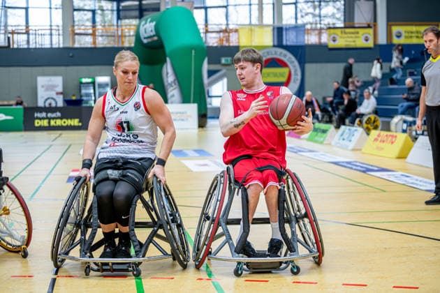 IWBF ChampionsCup RBC Köln 99ers BBK Bidaideak Bilbao, 08 02 26 Jack Long Köln 99ers, 11 , Kathleen Dandeneau BBK Bidaideak Bilbao, 17 IWBF ChampionsCup RBC Köln 99ers BBK Bidaideak Bilbao Wetzlar, 08 02 26 Copyright: xBEAUTIFULxSPORTS Roeczeyx