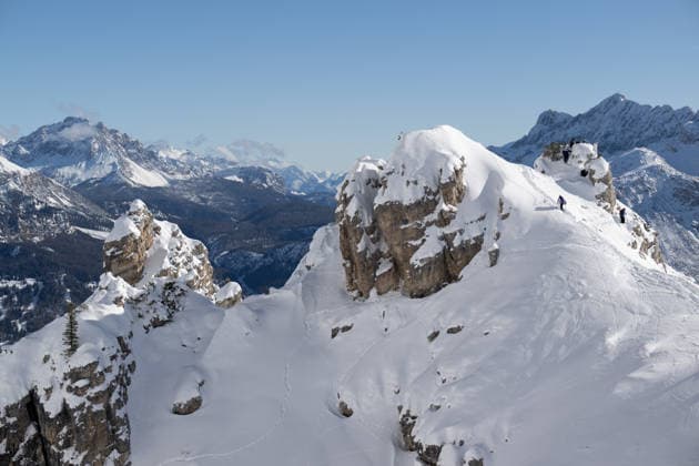 260208 Coaches setting up atop a hill ahead of women s alpine skiing downhill during day 2 of the 2026 Winter Olympics on February 8, 2026 in Cortina. Photo: Joel Marklund BILDBYRAN kod JM JM0784 bbeng alpint alpine skiing Olympic Games, Olympische Spiele, Olympia, OS olympics winter olympics os ol olympiska spel vinter-os olympiske leker milano cortina 2026 milan cortina 2026 milano cortina 2026 olympic games milano cortina 2026 winter olympic games milano cortina-os milano cortina-ol vinter-ol störtlopp downhill dam *** 260208 Coaches setting up atop a hill ahead of women s alpine skiing downhill during day 2 of the 2026 Winter Olympics on February 8, 2026 in Cortina Photo Joel Marklund BILDBYRAN kod JM JM0784 bbeng alpine alpine skiing olympic games olympics winter olympics os ol olympiska spel vinter os olympiske leker milano cortina 2026 milan cortina 2026 milano cortina 2026 olympic games milano cortina 2026 winter olympic games milano cortina os milano cortina ol vinter ol störtlopp downhill dam  Copyright: JOELxMARKLUND BB260208JM002