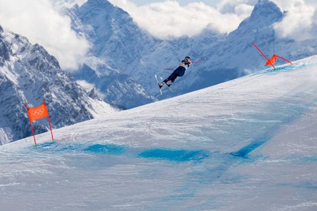 260208 Lindsey Vonn of USA crashes while competing in women s alpine skiing downhill during day 2 of the 2026 Winter Olympics on February 8, 2026 in Cortina. Photo: Joel Marklund BILDBYRAN kod JM JM0784 bbeng alpint alpine skiing Olympic Games, Olympische Spiele, Olympia, OS olympics winter olympics os ol olympiska spel vinter-os olympiske leker milano cortina 2026 milan cortina 2026 milano cortina 2026 olympic games milano cortina 2026 winter olympic games milano cortina-os milano cortina-ol vinter-ol störtlopp downhill dam *** 260208 Lindsey Vonn of USA crashes while competing in women s alpine skiing downhill during day 2 of the 2026 Winter Olympics on February 8, 2026 in Cortina Photo Joel Marklund BILDBYRAN kod JM JM0784 bbeng alpine alpine skiing olympic games olympics winter olympics os ol olympiska spel vinter os olympiske leker milano cortina 2026 milan cortina 2026 milano cortina 2026 olympic games milano cortina 2026 winter olympic games milano cortina os milano cortina ol vinter ol störtlopp downhill dam  Copyright: JOELxMARKLUND BB260208JM027