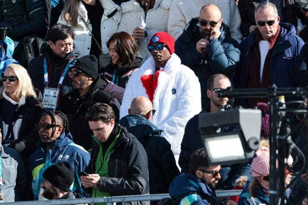 The Rapper Snoop Dog on the grandstand during the Olympic Winter games, Winterspiele,Spiele, Summer games Milano-Cortina 2026, Alpine Skiing Women s Downhill on February 08, 2026 at Tofane Alpine Skiing Centre in Cortina d Ampezzo, Italy  Copyright: xLucianoxMariaxBisi IPAxSportx xipa-agency.netx xx IPA_71122459 IPA_Agency_IPA71122459