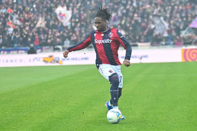 Jonathan Rowe participates in the Serie A match between Bologna Fc and Parma Calcio at the Renato Dall Ara in Bologna , Italy, on February 8, 2026  Copyright: xAndreaxRosito IPAxSportx xipa-agency.netx xx IPA_71123020 IPA_Agency_IPA71123020