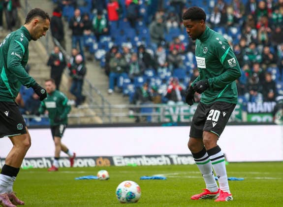Germany Soccer 2 Bundesliga 2025 26, 21 Matchday Hannover 96 vs Holstein Kiel Heinz von Heiden Arena Stadion Hannover Ime Okon Hannover 96, 20 Hannover Copyright: xAymanxAlahmedx