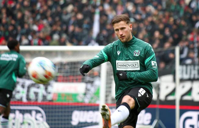 Germany Soccer 2 Bundesliga 2025 26, 21 Matchday Hannover 96 vs Holstein Kiel Heinz von Heiden Arena Stadion Hannover Enzo Leopold Hannover 96, 8 Hannover Copyright: xAymanxAlahmedx