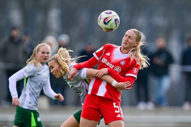 Football, Women, 2nd BL, FC Bayern Munich II - VfL Wolfsburg II