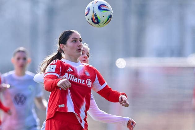 Elira Terakaj FCB, 7 am Ball, 08 02 2026, München Deutschland , Fußball,2 Frauen Bundesliga, FC Bayern München II VfL Wolfsburg II, DFB DFL REGULATIONS PROHIBIT ANY USE OF PHOTOGRAPHS AS IMAGE SEQUENCES AND OR QUASI VIDEO xslx