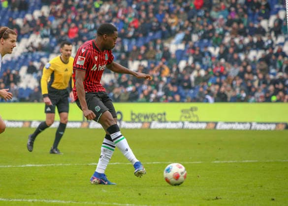 Germany Soccer 2 Bundesliga 2025 26, 21 Matchday Hannover 96 vs Holstein Kiel Heinz von Heiden Arena Stadion Hannover Noël Así ko Noel Aseko Hannover 96, 15 Hannover Copyright: xAymanxAlahmedx