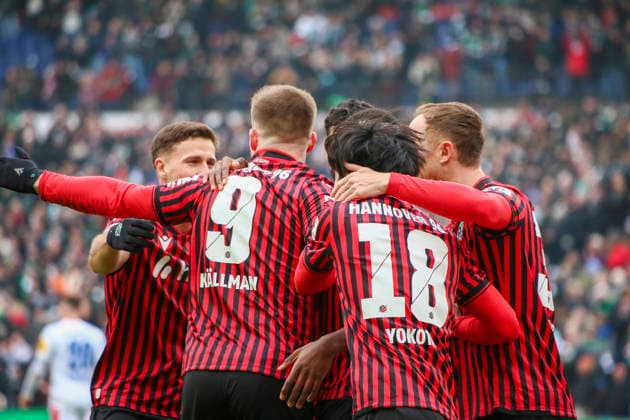 Germany Soccer 2 Bundesliga 2025 26, 21 Matchday Hannover 96 vs Holstein Kiel Heinz von Heiden Arena Stadion Hannover Goal celebration Benjamin Källman Benjamin Kallman Hannover 96, 9 NoÃ l AsÃ ko Noel Aseko Hannover 96, 15 Daisuke Yokota Hannover 96, 18 Maurice Neubauer Hannover 96, 33 Enzo Leopold Hannover 96, 8 Hannover Copyright: xAymanxAlahmedx