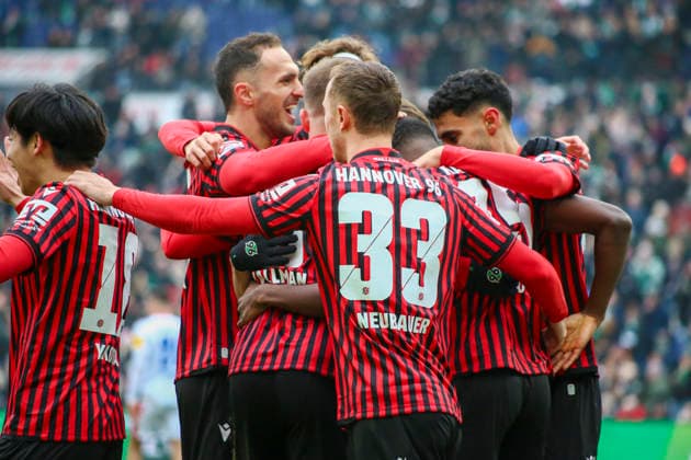 Germany Soccer 2 Bundesliga 2025 26, 21 Matchday Hannover 96 vs Holstein Kiel Heinz von Heiden Arena Stadion Hannover Goal celebration Benjamin Källman Benjamin Kallman Hannover 96, 9 NoÃ l AsÃ ko Noel Aseko Hannover 96, 15 Daisuke Yokota Hannover 96, 18 Maurice Neubauer Hannover 96, 33 Enzo Leopold Hannover 96, 8 Virgil GhiÅ£Äƒ Virgil Ghita Hannover 96, 5 Hannover Copyright: xAymanxAlahmedx