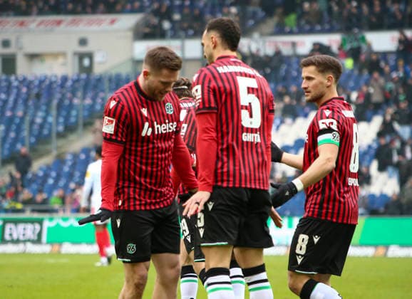 Germany Soccer 2 Bundesliga 2025 26, 21 Matchday Hannover 96 vs Holstein Kiel Heinz von Heiden Arena Stadion Hannover Goal celebration Benjamin Källman Benjamin Kallman Hannover 96, 9 Virgil GhiÅ£Äƒ Virgil Ghita Hannover 96, 5 Hannover Copyright: xAymanxAlahmedx