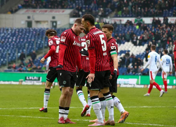Germany Soccer 2 Bundesliga 2025 26, 21 Matchday Hannover 96 vs Holstein Kiel Heinz von Heiden Arena Stadion Hannover Goal celebration Benjamin Källman Benjamin Kallman Hannover 96, 9 Virgil GhiÅ£Äƒ Virgil Ghita Hannover 96, 5 Hannover Copyright: xAymanxAlahmedx
