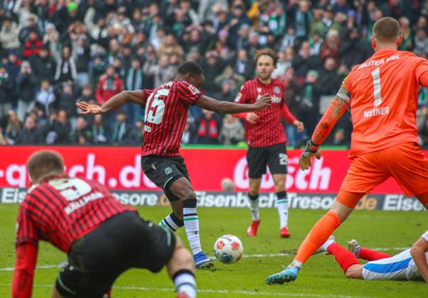 Germany Soccer 2 Bundesliga 2025 26, 21 Matchday Hannover 96 vs Holstein Kiel Heinz von Heiden Arena Stadion Hannover Noël Así ko Noel Aseko Hannover 96, 15 Hannover Copyright: xAymanxAlahmedx