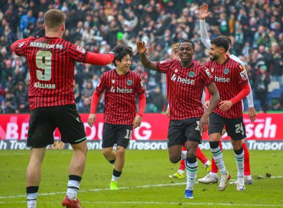 Germany Soccer 2 Bundesliga 2025 26, 21 Matchday Hannover 96 vs Holstein Kiel Heinz von Heiden Arena Stadion Hannover Goal celebration NoÃ l AsÃ ko Noel Aseko Hannover 96, 15 Elias Saad Hannover 96, 24 Daisuke Yokota Hannover 96, 18 Benjamin Källman Benjamin Kallman Hannover 96, 9 Hannover Copyright: xAymanxAlahmedx