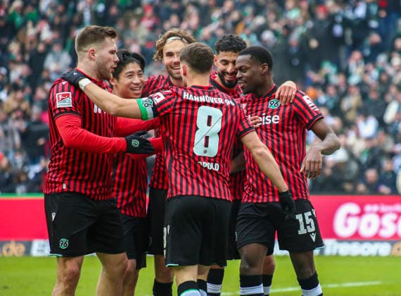 Germany Soccer 2 Bundesliga 2025 26, 21 Matchday Hannover 96 vs Holstein Kiel Heinz von Heiden Arena Stadion Hannover Goal celebration NoÃ l AsÃ ko Noel Aseko Hannover 96, 15 Elias Saad Hannover 96, 24 Daisuke Yokota Hannover 96, 18 Benjamin Källman Benjamin Kallman Hannover 96, 9 Enzo Leopold Hannover 96, 8 Kolja Oudenne Hannover 96, 29 Hannover Copyright: xAymanxAlahmedx