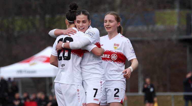0802 2026, Germany, Stuttgart, Soccer 2 Bundesliga, VfB Stuttgart vs. Borussia Mönchengladbach, cheering about the goal by scorer Nicole Billa VfB II, left , f l Nicole Billa, Daphina Redzepi, Linette Hofmann VfB II
