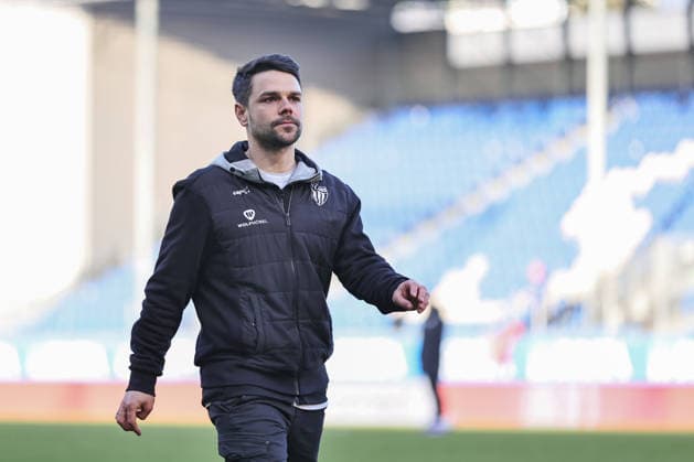 07 02 2026, Soccer, Men, 3 League, 23 Matchday Season 2025 2026 Third League SV Wehen Wiesbaden FC Schweinfurt 05 Coach Victor Kleinhenz FC Schweinfurt 05 , single photo Wiesbaden Brita Arena Wiesbaden Hessen Germany