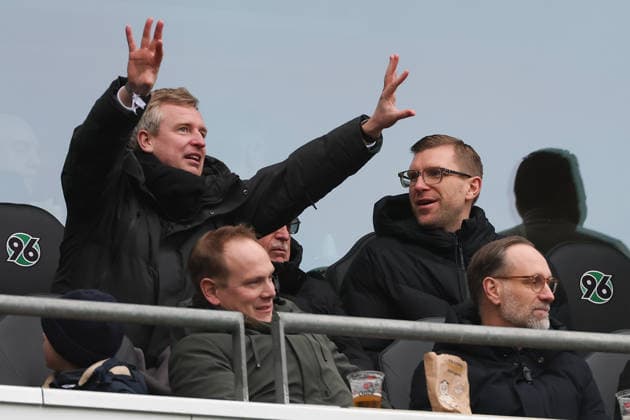 2 Bundesliga Hannover 96 Holstein Kiel on 08 02 2026 at the Heinz von Heiden Arena in Hannover Per Mertesacker MH