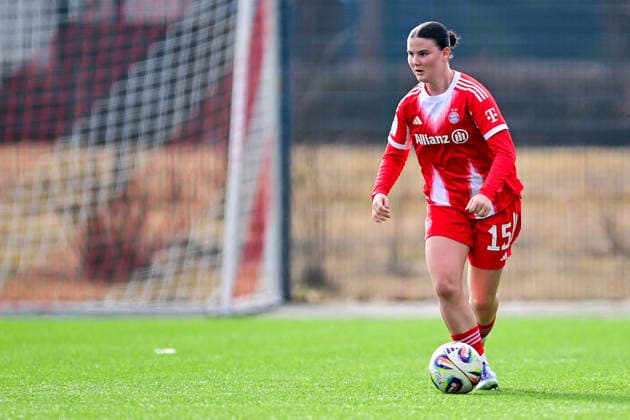 Laura Dafinger FCB, 15 on the ball, Crop, Single image, Action, Action, 08 02 2026, Munich Germany , Soccer,2 Women Bundesliga, FC Bayern München II VfL Wolfsburg II, DFB DFL REGULATIONS PROHIBIT ANY USE OF PHOTOGRAPHS AS IMAGE SEQUENCES AND OR QUASI VIDEO xslx