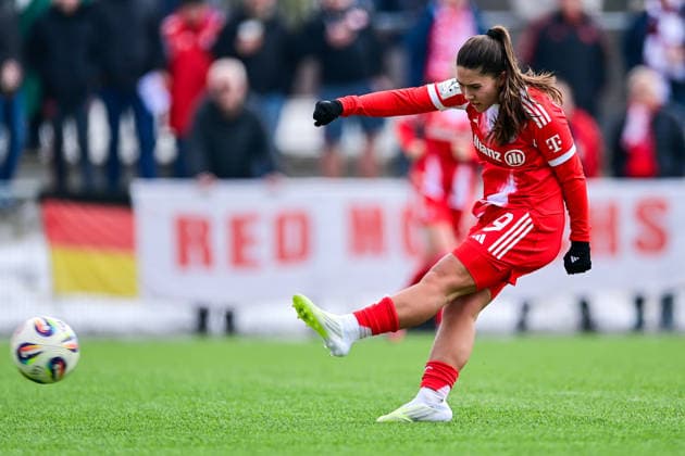 Paula Rintzner FCB, 9 pulls away, shot on goal, cropped, single image, action, action, 08 02 2026, Munich Germany , Football,2 Women Bundesliga, FC Bayern München II VfL Wolfsburg II, DFB DFL REGULATIONS PROHIBIT ANY USE OF PHOTOGRAPHS AS IMAGE SEQUENCES AND OR QUASI VIDEO xslx