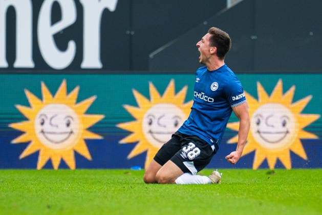 08 02 2026 Soccer, 2025 2026, 2 Bundesliga, Matchday 21, DSC Arminia Bielefeld Eintracht Braunschweig Marius Wörl Bielefeld cheers after his goal for 2 2 DFL REGULATIONS PROHIBIT ANY USE OF PHOTOGRAPHS AS IMAGE SEQUENCES AND OR QUASI VIDEO