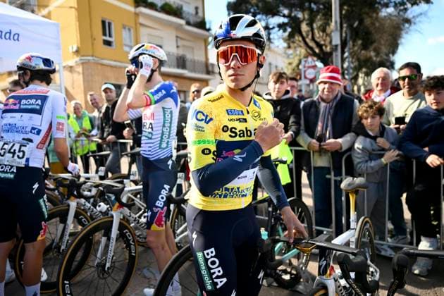 Tour of Valencia 2026 Stage 5 VALENCIA, SPAIN - FEBRUARY 08 : Evenepoel Remco (BEL) of Red Bull BORA Hansgrohe during stage 5 of the 77th edition of Volta a la Comunitat Valenciana an UCI ProSeries 2.Pro cycling road race stage for Men Elite of 93.8 km with start in Betera and finish in Valencia on February 8, 2026 in Valencia, Spain, 08 02 2026 Valencia Spain  Copyright: xVincentxKalutx