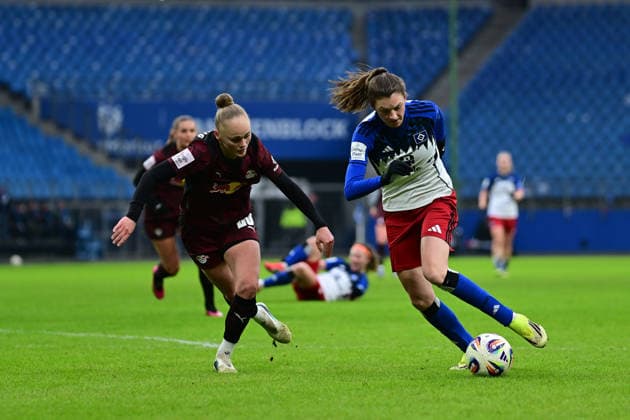 Soccer I Women I Season 2025 2026 I Bundesliga I 17 Matchday I Hamburger SV RB Leipzig I 08 02 2026 Victoria Krug 20, RB Leipzig Lotta Wrede 32, Hamburger SV Hamburg Volkspark, Volksparkstadion, Stadium, Volkspark Stadion Hamburg Germany Copyright: xLobeca FelixxSchlikisx