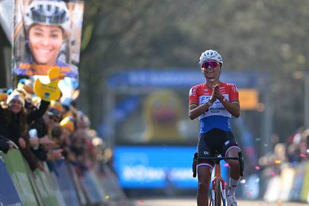 Dutch Ceylin Del Carmen Alvarado celebrates as she crosses the finish line to win the women s Elite race of the Krawatencross cyclocross in Lille, the seventh stage (out of 8) in the X2O Badkamers Trofee competition, on Sunday 08 February 2026. DAVIDxPINTENS  x161950571x