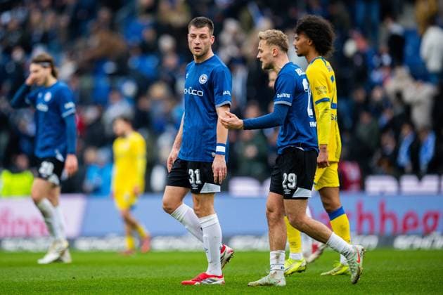 08 02 2026 Soccer, 2025 2026, 2 Bundesliga, 21 Matchday, DSC Arminia Bielefeld Eintracht Braunschweig L R Robin Knoche Bielefeld , Tim Handwerker Bielefeld DFL REGULATIONS PROHIBIT ANY USE OF PHOTOGRAPHS AS IMAGE SEQUENCES AND OR QUASI VIDEO