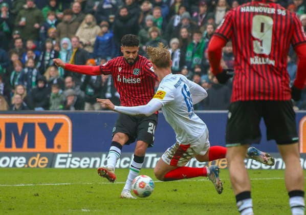 Germany Soccer 2 Bundesliga 2025 26, 21 Matchday Hannover 96 vs Holstein Kiel Heinz von Heiden Arena Stadion Hannover Elias Saad Hannover 96, 24 Hannover Copyright: xAymanxAlahmedx