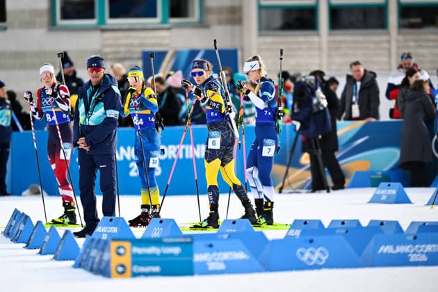 ANTERSELVA, ITALY 20260208 Sweden s Hanna Öberg waits to change before the final round of the 4x6 km mixed relay in biathlon during the Winter Olympics in Anterselva, Italy. *** The image is included in the SPORTS PACKAGE. For others PAYMENT IMAGE *** ANTERSELVA ITALY x10050x *** ANTERSELVA, ITALY 20260208 Sweden s Hanna Öberg waits to change before the final round of the 4x6 km mixed relay in biathlon during the Winter Olympics in Anterselva, Italy The image is included in the SPORTS PACKAGE For others PAYMENT IMAGE ANTERSELVA ITALY x10050x  Copyright: xPontusxLundahl TTx 2026 OLYMPICS BIKASTING