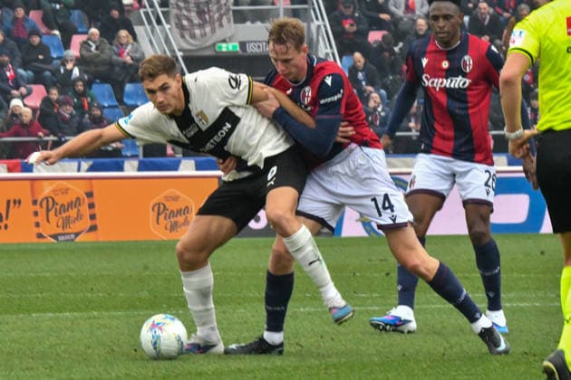 CALCIO - Serie A - Bologna FC vs Parma Calcio Mateo Pellegrino in the Serie A match between Bologna Fc and Parma Calcio at the Renato Dall Ara in Bologna , Italy, on February 8, 2026 Bologna Italy  Copyright: xIPAxSport ABACAx