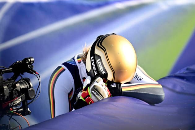 AICHER Emma Team GER Deutschland 2.Platz Silbermedaille bei der Ski Alpine Abfahrt der Frauen in Cortina Olympics - Olympische Winterspiele 2026 Mailand - Cortina 06 - 22 Februar 2026 in Italien am 08.02.2026 in Cortina *** AICHER Emma Team GER Germany 2nd place silver medal in the Womens Alpine Skiing Downhill in Cortina Olympics Olympic Winter Games 2026 Milan Cortina 06 22 February 2026 in Italy on 08 02 2026 in Cortina Copyright: xx