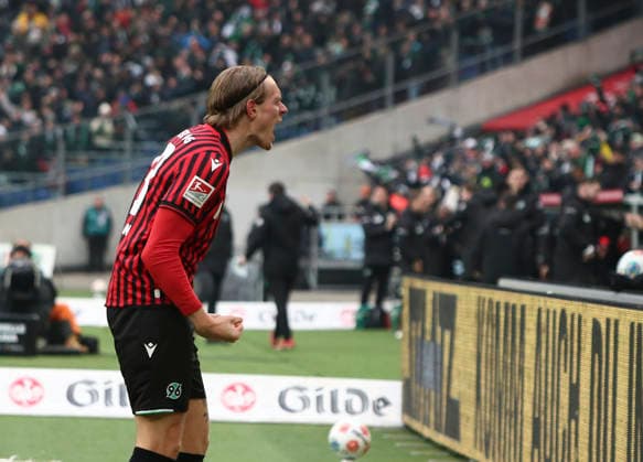 Germany Soccer 2 Bundesliga 2025 26, 21 Matchday Hannover 96 vs Holstein Kiel Heinz von Heiden Arena Stadion Hannover Goal celebration Stefan Teitur ÖžorÃ°arson Stefan Teitur Thordarson Hannover 96, 23 Hannover Copyright: xAymanxAlahmedx