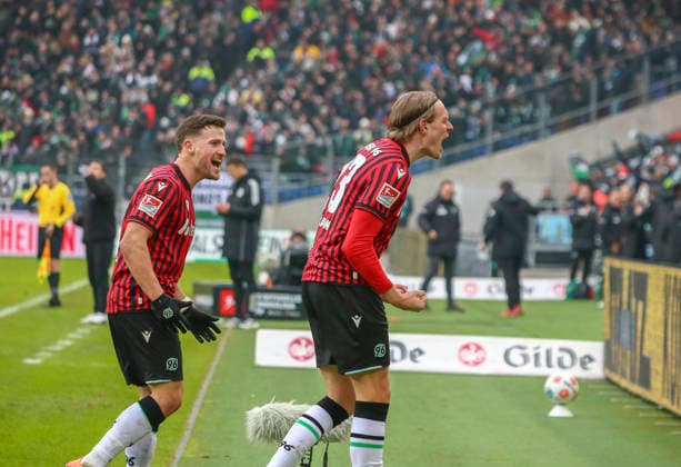 Germany Soccer 2 Bundesliga 2025 26, 21 Matchday Hannover 96 vs Holstein Kiel Heinz von Heiden Arena Stadion Hannover Goal celebration Stefan Teitur ÖžorÃ°arson Stefan Teitur Thordarson Hannover 96, 23 Enzo Leopold Hannover 96, 8 Hannover Copyright: xAymanxAlahmedx