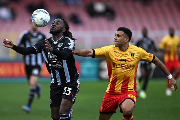 Ci Lecce 08 02 2026 - campionato di calcio serie A Lecce-Udinese foto Carmelo Imbesi Image nella foto: Jordan Zemura-Walid Cheddira 
