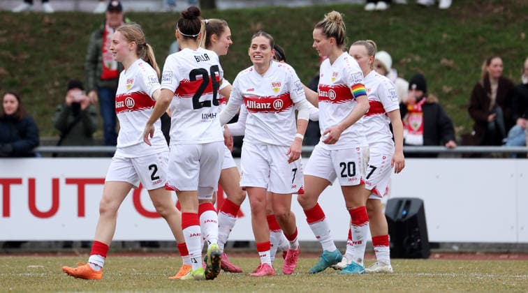 0802 2026, Germany, Stuttgart, Soccer 2 Bundesliga, VfB Stuttgart vs Borussia Mönchengladbach, Stuttgart celebrating the 3-0 goal, from left Linette Hofmann, Nicole Billa, goal scorer Daphina Radzepi, Jana Beuschlein VfB