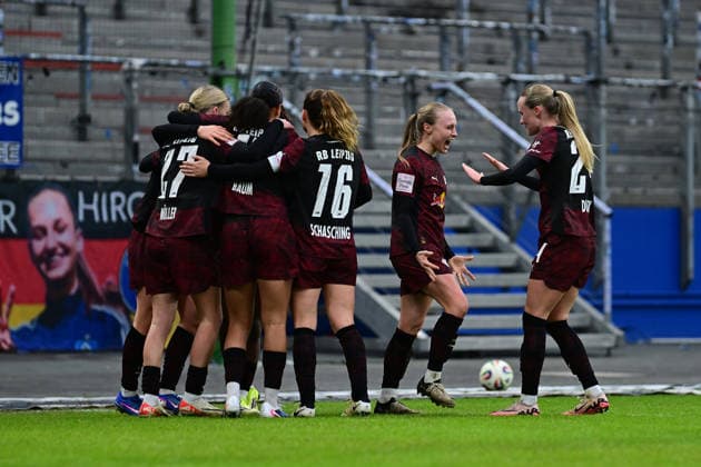 Soccer I Women I Season 2025 2026 I Bundesliga I 17 Matchday I Hamburger SV RB Leipzig I 08 02 2026 Cheers, excitement, enthusiasm, euphoria, joy, happiness, cheerfulness at RB Leipzig Hamburg Volkspark, Volksparkstadion, stadium, Volkspark Stadion Hamburg Germany Copyright: xLobeca FelixxSchlikisx