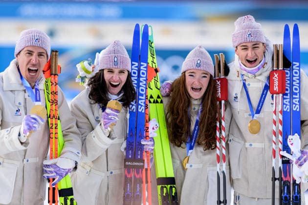 260208 Julia Simon, Lou Jeanmonnot, Eric Perrot and Quentin Fillon Maillet of France celebrate with their gold medals after competing in biathlon mixed relay during day 2 of the 2026 Winter Olympics on February 8, 2026 in Anterselva. Photo: Mathias Bergeld BILDBYRAN kod MB MB1316 skidskytte biathlon skiskyting Olympic Games, Olympische Spiele, Olympia, OS olympics winter olympics os ol olympiska spel vinter-os olympiske leker milano cortina 2026 milan cortina 2026 milano cortina 2026 olympic games milano cortina 2026 winter olympic games milano cortina-os milano cortina-ol vinter-ol 2 bbeng mixed relay stafett mixedstafett frankrike jubel *** 260208 Julia Simon, Lou Jeanmonnot, Eric Perrot and Quentin Fillon Maillet of France celebrate with their gold medals after competing in biathlon mixed relay during day 2 of the 2026 Winter Olympics on February 8, 2026 in Anterselva Photo Mathias Bergeld BILDBYRAN code MB MB1316 biathlon biathlon biathlon olympic games olympics olympics winter olympics os ol olympic games winter os olympic games milano cortina 2026 milan cortina 2026 milano cortina 2026 olympic games milano cortina 2026 winter olympic games milano cortina os milano cortina ol winter ol 2 bbeng mixed relay relay mixed relay france cheering  Copyright: MATHIASxBERGELD BB260208MB064
