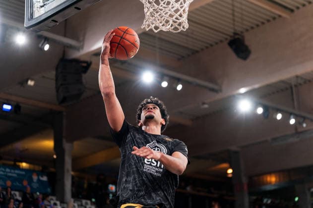 Romario Holloway Basketball Loewen Braunschweig, 11 during warm up, Warm up before the start of the game, GER, Veolia Towers Hamburg vs Basketball Loewen Braunschweig, Basketball, Bundesliga, Matchday 19, Season 2025 2026, 08 02 2026 GER, Veolia Towers Hamburg vs Basketball Loewen Braunschweig, Basketball, Bundesliga, Matchday 19, Season 2025 2026, 08 02 2026 Hamburg Copyright: xEibner-Pressefoto MaxxVincenx EP_MVN