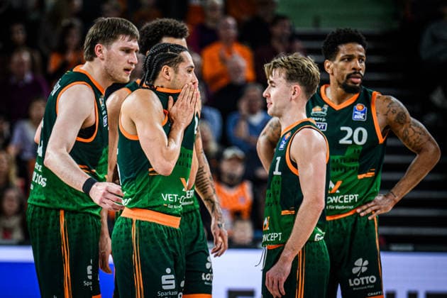 Neu Ulm, Germany, 08 02 26 Jordan Roland VET CONCEPT Gladiators Trier and Steven Ashworth VET CONCEPT Gladiators Trier gestures during the Basketball Bundesliga match between ratiopharm ulm vs VET CONCEPT Gladiators Trier at the ratiopharm Arena on February 08, 2026 in Neu Ulm, Germany Photo by Harry Langer DeFodi Images ratiopharm Arena, Germany, 08 02 26 Jordan Roland VET CONCEPT Gladiators Trier and Steven Ashworth VET CONCEPT Gladiators Trier gestures during the Basketball Bundesliga match between ratiopharm ulm vs VET CONCEPT Gladiators Trier at Neu Ulm on February 8, 2026 in ratiopharm Arena, Germany Photo by Harry Langer DeFodi Images Photo by Harry Langer DeFodi Images