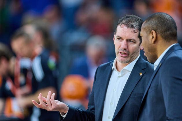 Ty Harrelson ratiopharm ulm, Head Coach in conversation with Tyron McCoy ratiopharm ulm, Assistant Coach GER, ratiopharm ulm vs Gladiators Trier, Basketball, Matchday 21, EasyCredit Bundesliga, Season 2025 2026, 08 02 2026 GER, ratiopharm ulm vs Gladiators Trier, Basketball, Matchday 21, EasyCredit Bundesliga, Season 2025 2026, 08 02 2026 Neu Ulm Copyright: xEibner-Pressefoto GeraldxOelze-dexStoppanyx EP_ODS