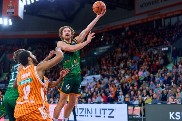 Martin Linssen Gladiators Trier, 12 , Joel Soriano ratiopharm ulm, 12 , Marco Hollersbach Gladiators Trier, 09 GER, ratiopharm ulm vs Gladiators Trier, Basketball, 21 Matchday, EasyCredit Bundesliga, Season 2025 2026, 08 02 2026 GER, ratiopharm ulm vs Gladiators Trier, Basketball, 21 Matchday, EasyCredit Bundesliga, Season 2025 2026, 08 02 2026 Neu Ulm Copyright: xEibner-Pressefoto GeraldxOelze-dexStoppanyx EP_ODS