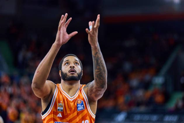 Martin Linssen Gladiators Trier, 12 awaits the ball GER, ratiopharm ulm vs Gladiators Trier, Basketball, 21 Matchday, EasyCredit Bundesliga, Season 2025 2026, 08 02 2026 GER, ratiopharm ulm vs Gladiators Trier, Basketball, 21 Matchday, EasyCredit Bundesliga, Season 2025 2026, 08 02 2026 New Ulm Copyright: xEibner-Pressefoto GeraldxOelze-dexStoppanyx EP_ODS