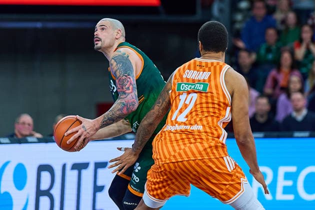 Maik Zirbes Gladiators Trier, 33 , Joel Soriano ratiopharm ulm, 12 GER, ratiopharm ulm vs Gladiators Trier, Basketball, 21 Matchday, EasyCredit Bundesliga, Season 2025 2026, 08 02 2026 GER, ratiopharm ulm vs Gladiators Trier, Basketball, 21 Matchday, EasyCredit Bundesliga, Season 2025 2026, 08 02 2026 Neu Ulm Copyright: xEibner-Pressefoto GeraldxOelze-dexStoppanyx EP_ODS