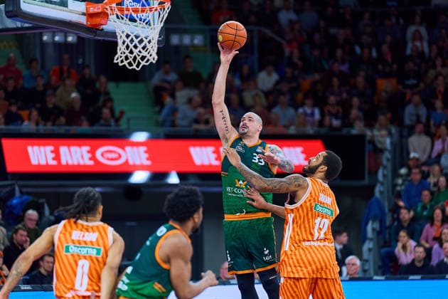 Maik Zirbes Gladiators Trier, 33 , Joel Soriano ratiopharm ulm, 12 GER, ratiopharm ulm vs Gladiators Trier, Basketball, 21 Matchday, EasyCredit Bundesliga, Season 2025 2026, 08 02 2026 GER, ratiopharm ulm vs Gladiators Trier, Basketball, 21 Matchday, EasyCredit Bundesliga, Season 2025 2026, 08 02 2026 Neu Ulm Copyright: xEibner-Pressefoto GeraldxOelze-dexStoppanyx EP_ODS