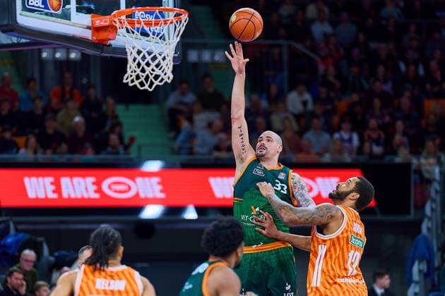 Maik Zirbes Gladiators Trier, 33 , Joel Soriano ratiopharm ulm, 12 GER, ratiopharm ulm vs Gladiators Trier, Basketball, 21 Matchday, EasyCredit Bundesliga, Season 2025 2026, 08 02 2026 GER, ratiopharm ulm vs Gladiators Trier, Basketball, 21 Matchday, EasyCredit Bundesliga, Season 2025 2026, 08 02 2026 Neu Ulm Copyright: xEibner-Pressefoto GeraldxOelze-dexStoppanyx EP_ODS